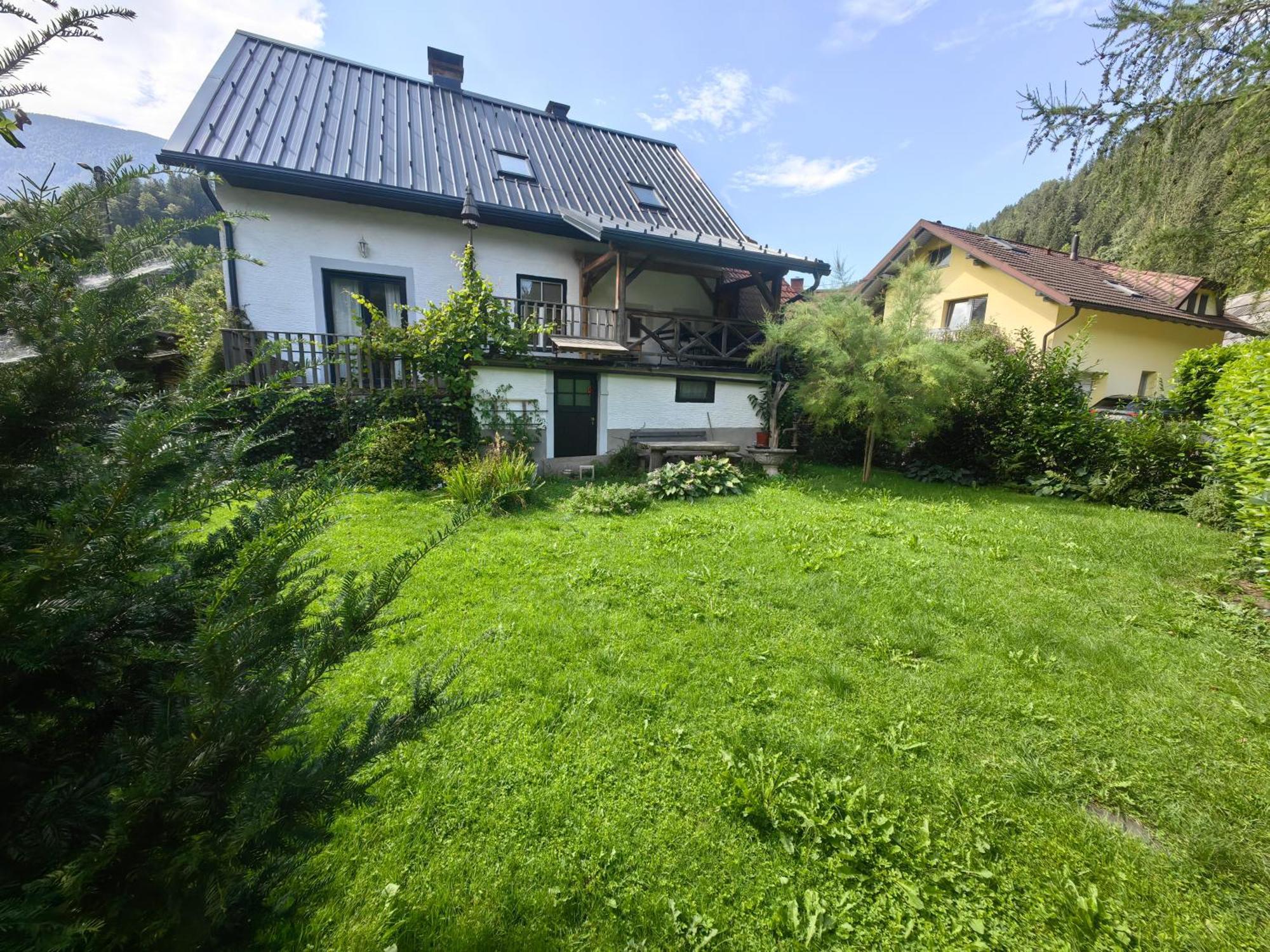 Hisa Hortenzija Luče Exteriér fotografie